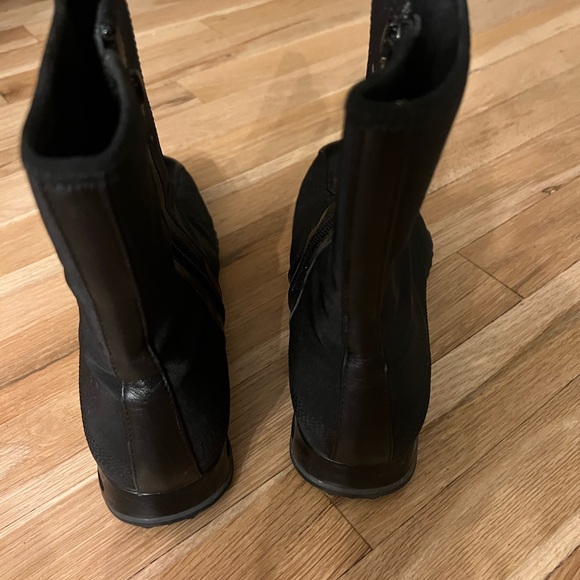 Nike Air Boots - Picture 4 of 5